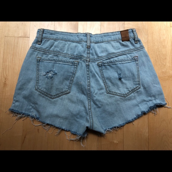 Distressed denim shorts high waist - Picture 2 of 4
